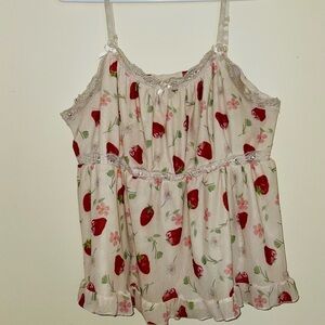 Charming Strawberry Print Cami